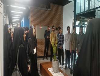 بازدید علمی–فرهنگی دانشجویان دانشکده علوم قرآنی تهران از شرکت‌های دانش‌بنیان فعال در حوزه فناوری‌های اسلامی